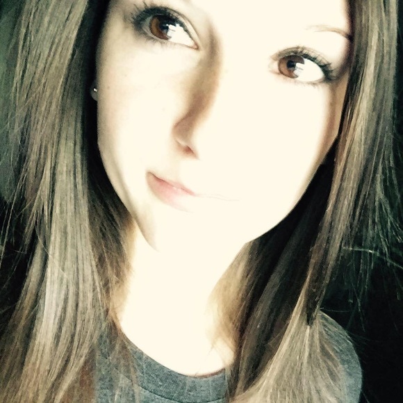 Meet your Posher Gypsum Pearle - Picture 9 of 10